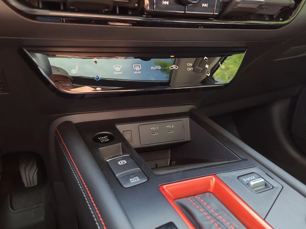 2026 Nissan KICKS SR - Photo 18