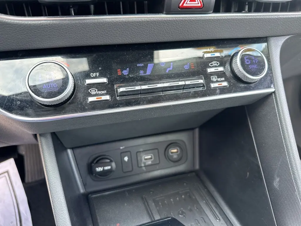 2020 Hyundai Sonata SEL photo 26