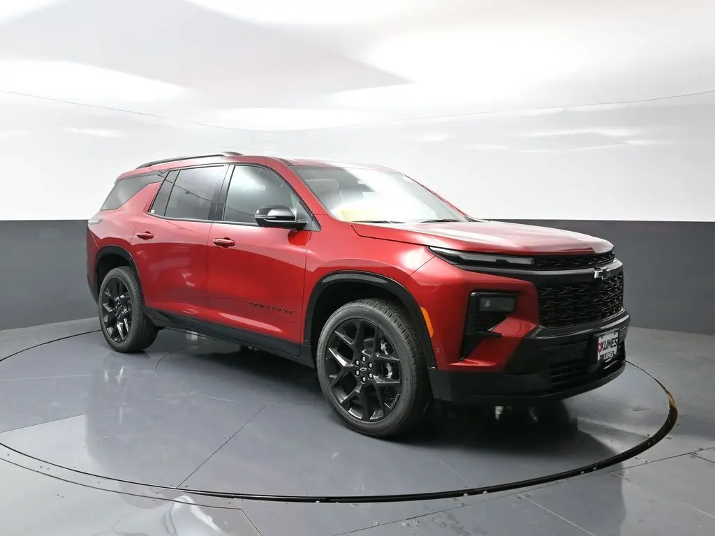 2026 Chevrolet Traverse RS photo 3