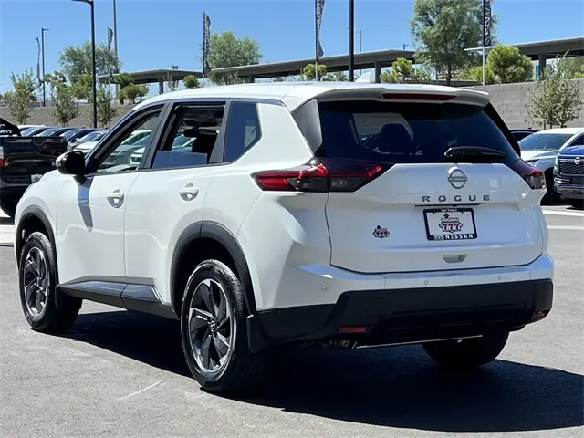 2026 Nissan Rogue SV photo 3