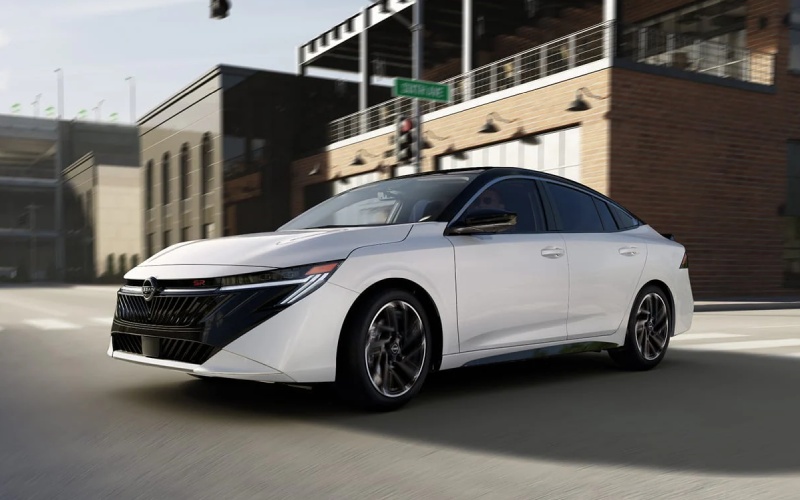 Does the 2026 Nissan Sentra have wireless Apple CarPlay® and Android Auto™ near Massillon, OH?