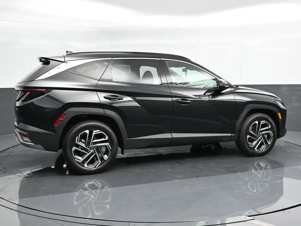 Used 2025 Hyundai Tucson Limited with VIN 5NMJECDE4SH449794 for sale in Sycamore, IL