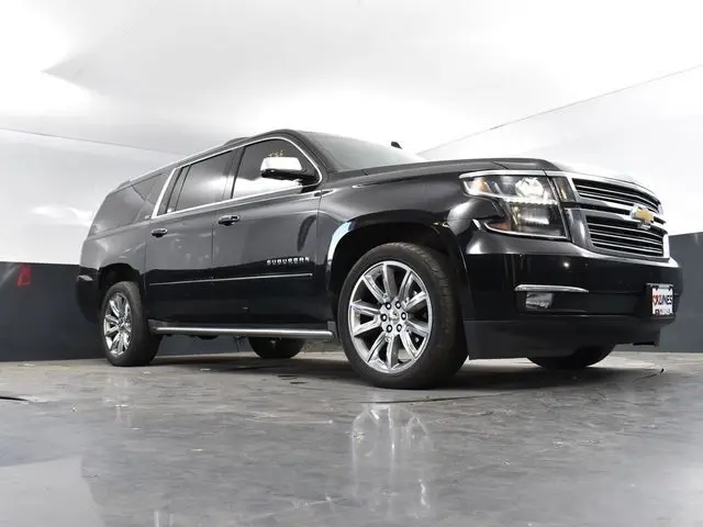 2016 Chevrolet Suburban LTZ photo 36