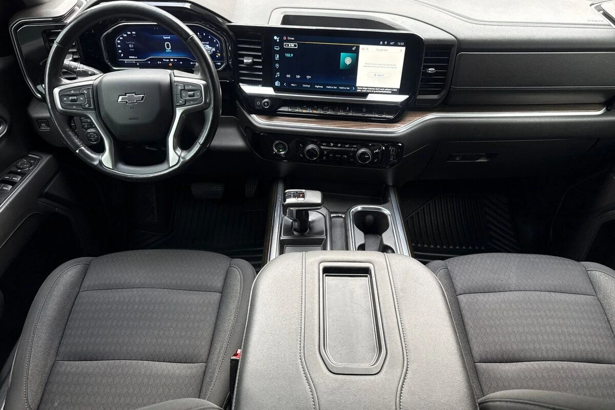2022 Chevrolet Silverado 1500 RST - Photo 13