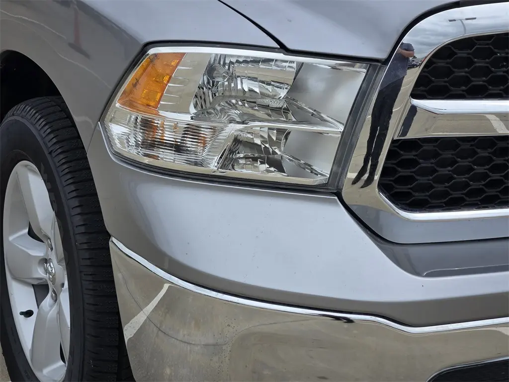 2023 Ram 1500 Classic SLT photo 9