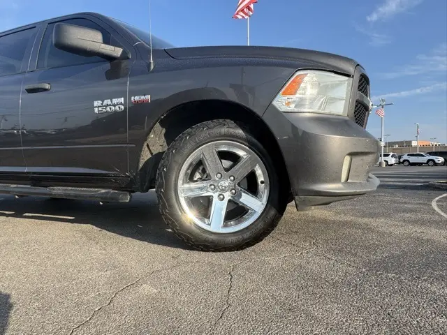 2018 Ram 1500 Express photo 9