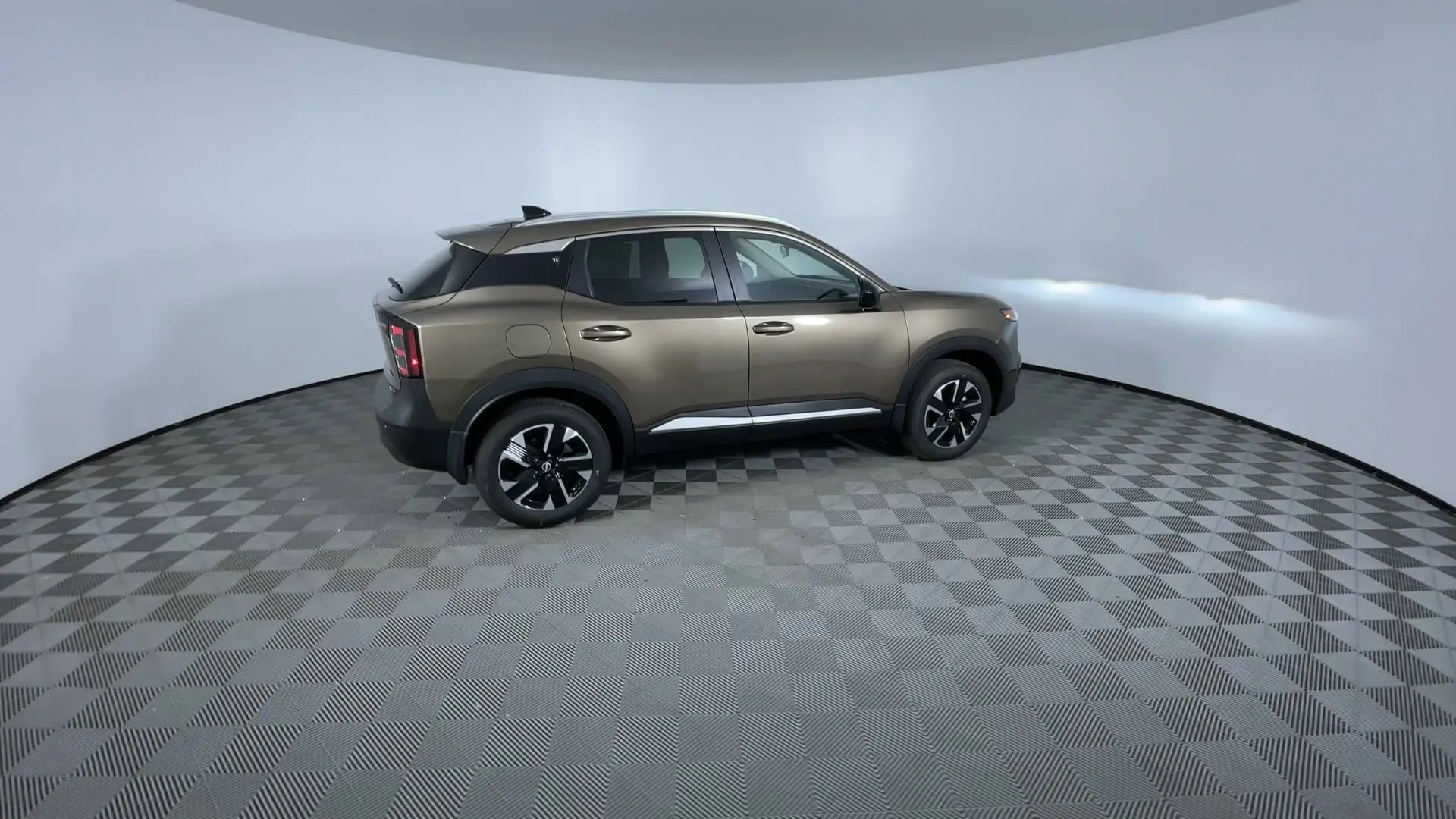 2026 Nissan Kicks SV photo 8