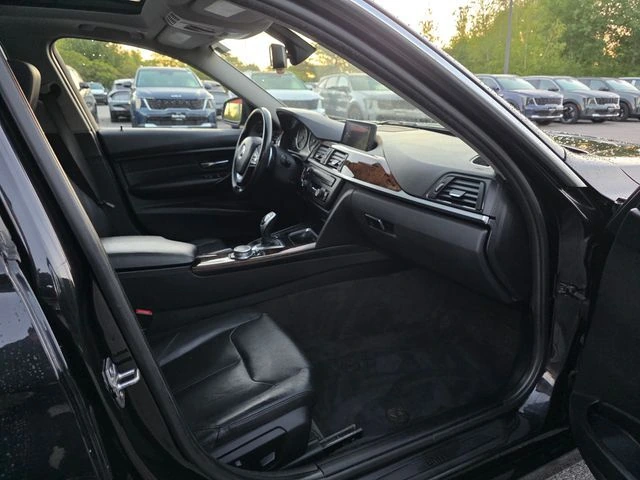 2015 BMW 3 Series 328i - Photo 12