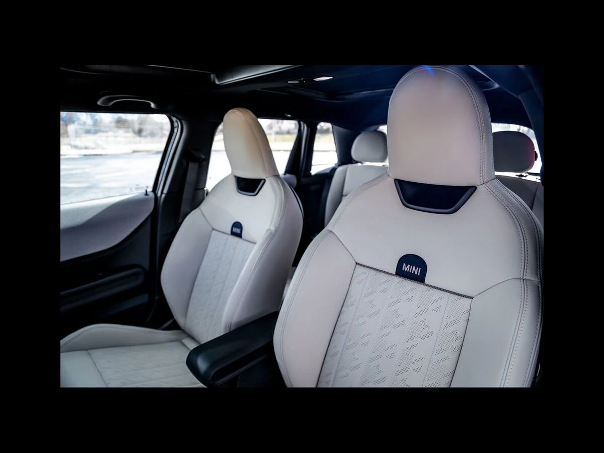 2026 MINI Hardtop 4 Door - Photo 18