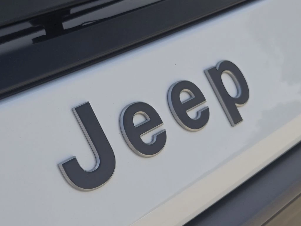 2026 Jeep Grand Wagoneer Summit Obsidian - Photo 11