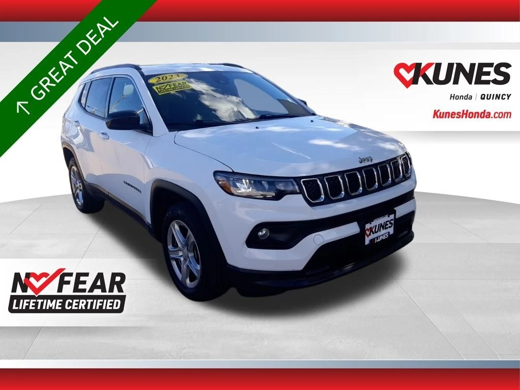 2023 Jeep Compass Latitude's photo