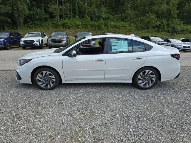2025 Subaru Legacy Touring XT photo 2