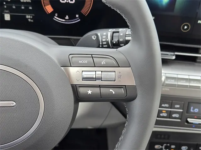 2026 Hyundai Kona SEL photo 25