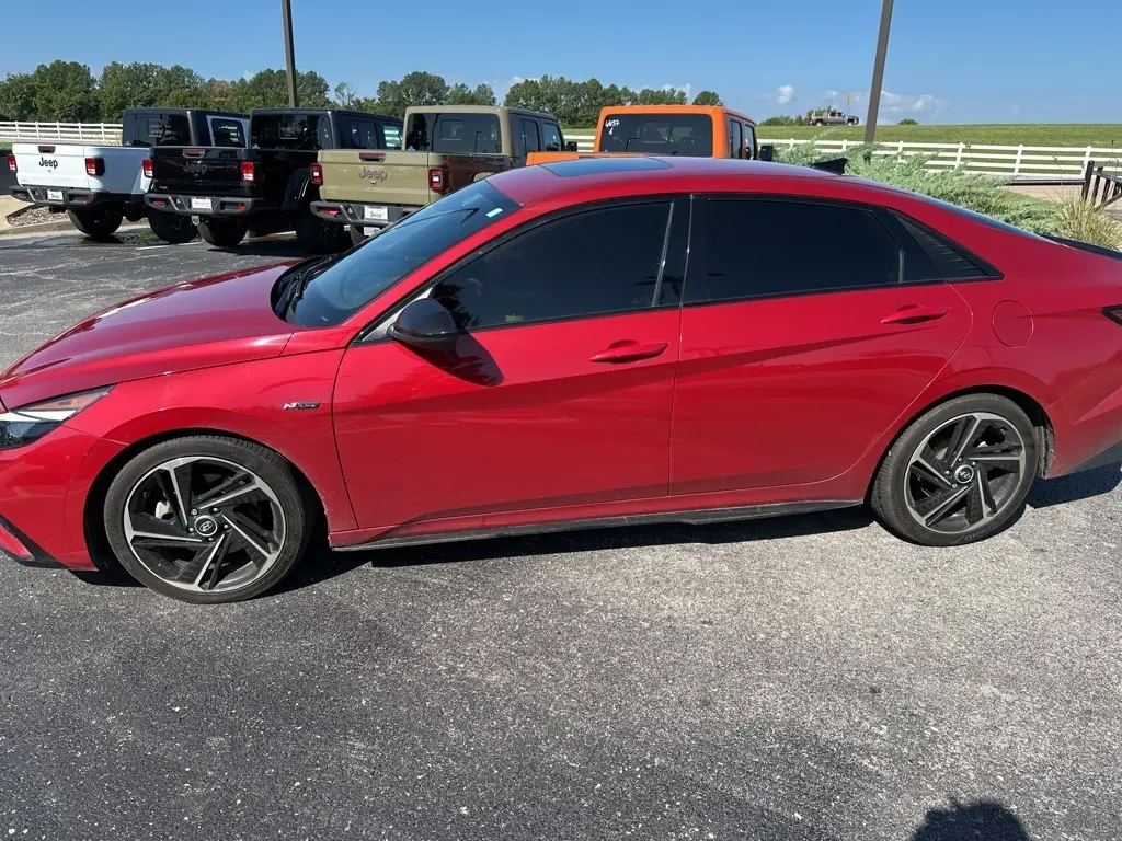 2022 Hyundai Elantra N Line photo 7