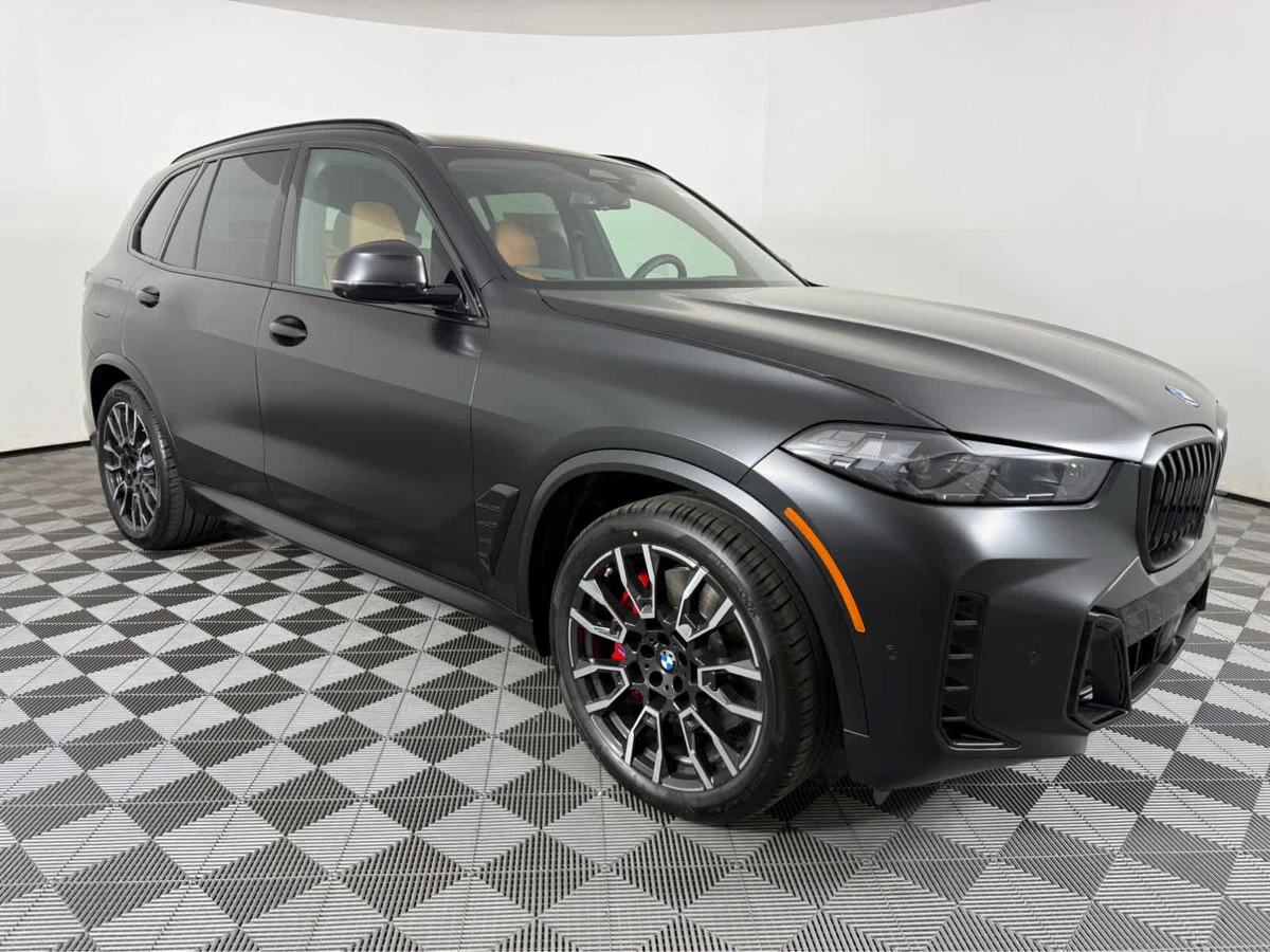 2026 BMW X5 xDrive50e's photo