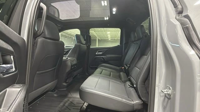 2026 Chevrolet Silverado EV LT - Photo 19