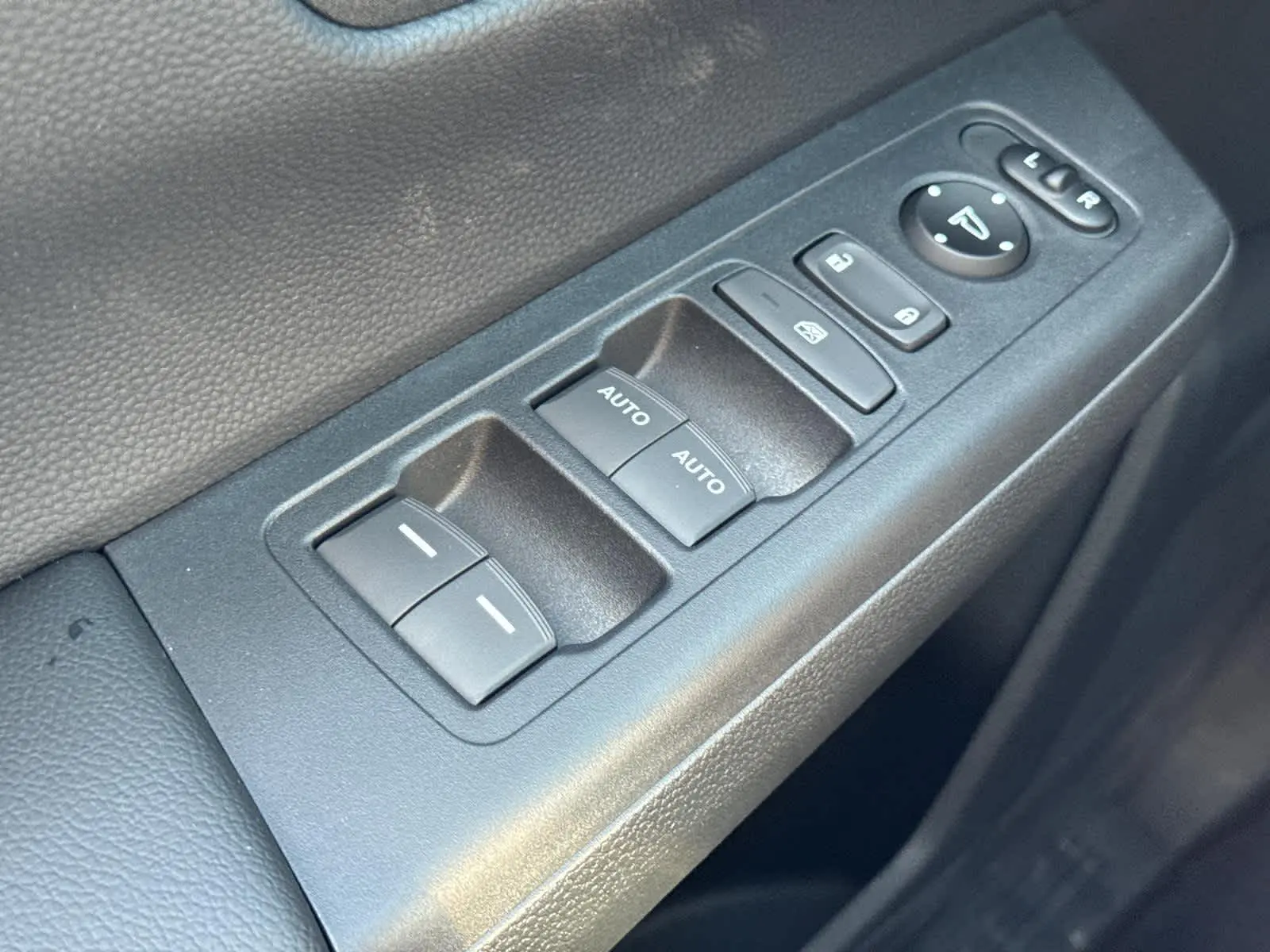 2026 Honda CR-V Hybrid photo 21