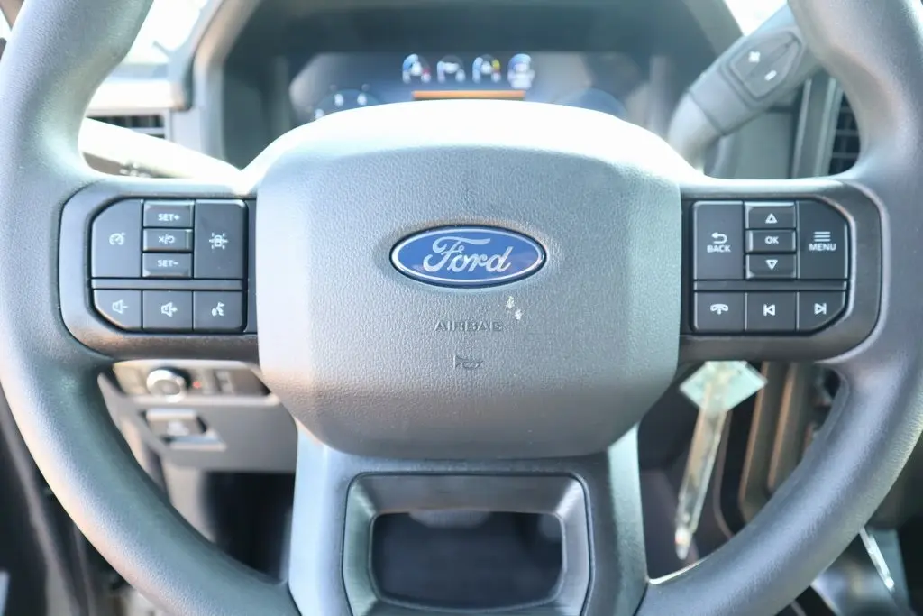 2025 Ford F-150 STX photo 3