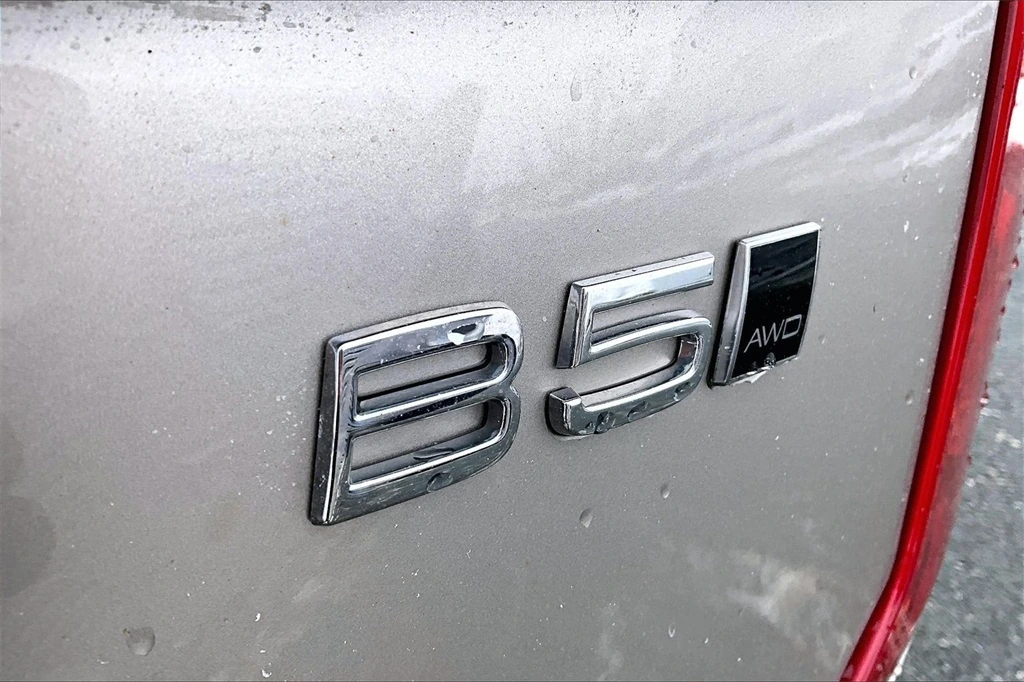 2023 Volvo - image 24