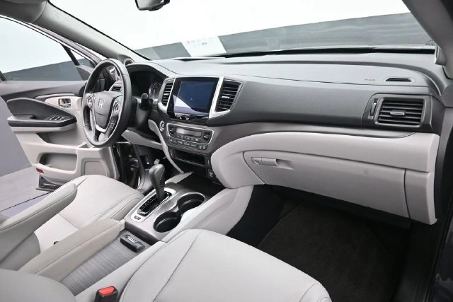 2016 Honda Pilot EX-L - Photo 7