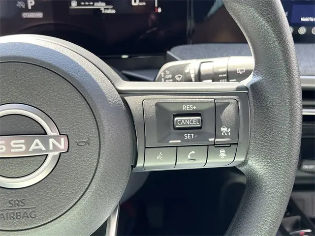 2026 Nissan Kicks SV photo 13
