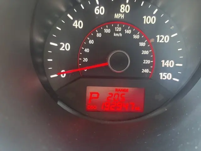2011 Kia Sorento LX photo 4