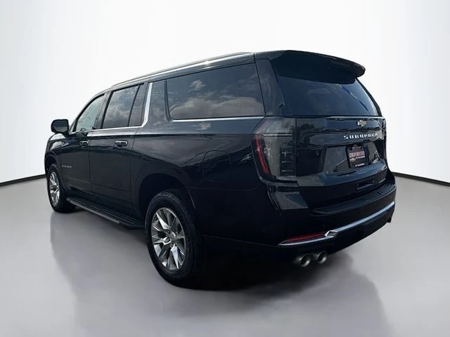 2025 Chevrolet Suburban Premier - Photo 10