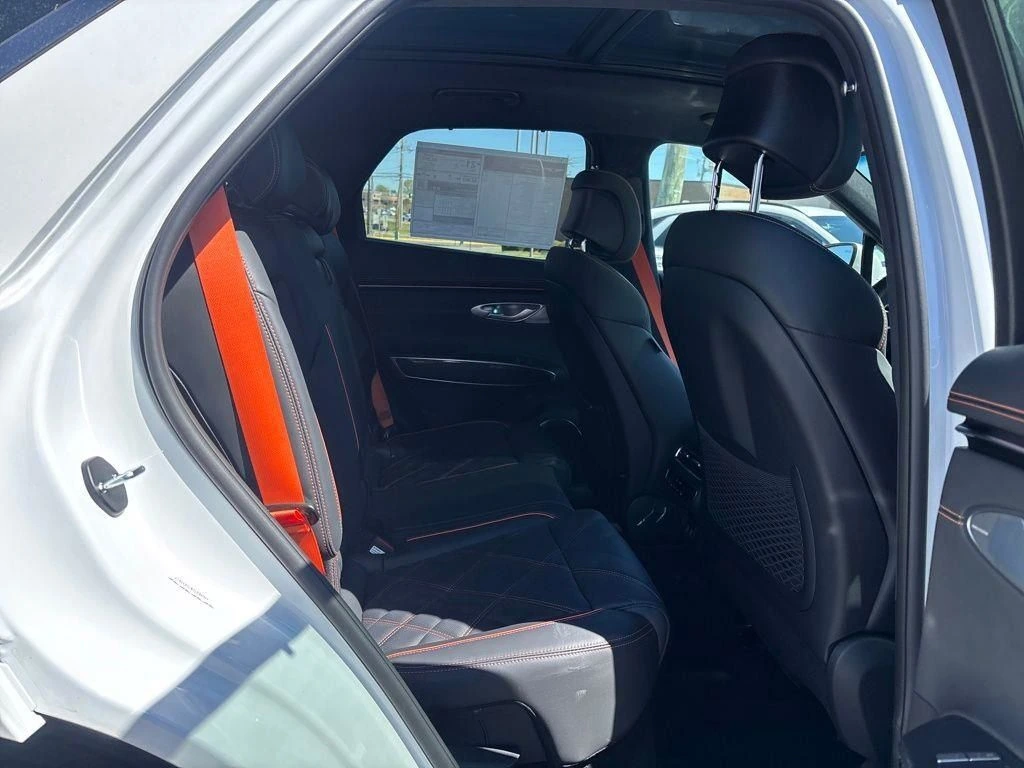 2026 GENESIS GV70 Sport Prestige - Photo 7