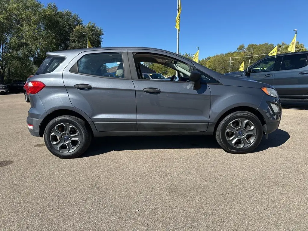 2019 Ford EcoSport S photo 3