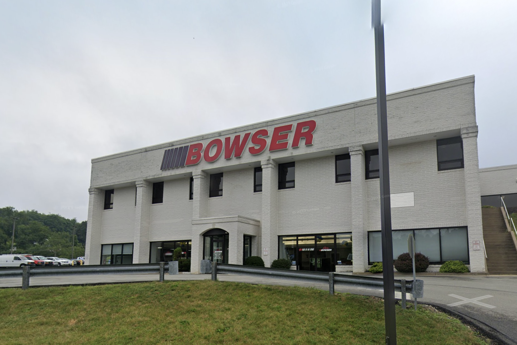 BOWSER BUICK GMC-exterior