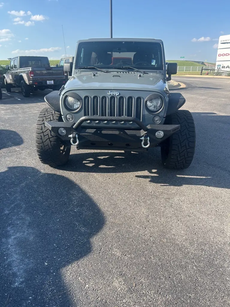 2014 Jeep Wrangler Unlimited Sport photo 2