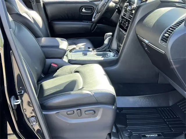 2023 Nissan Armada SL photo 26