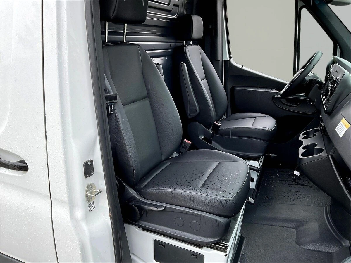 2025 Mercedes-Benz Sprinter Cargo Van Base - Photo 17