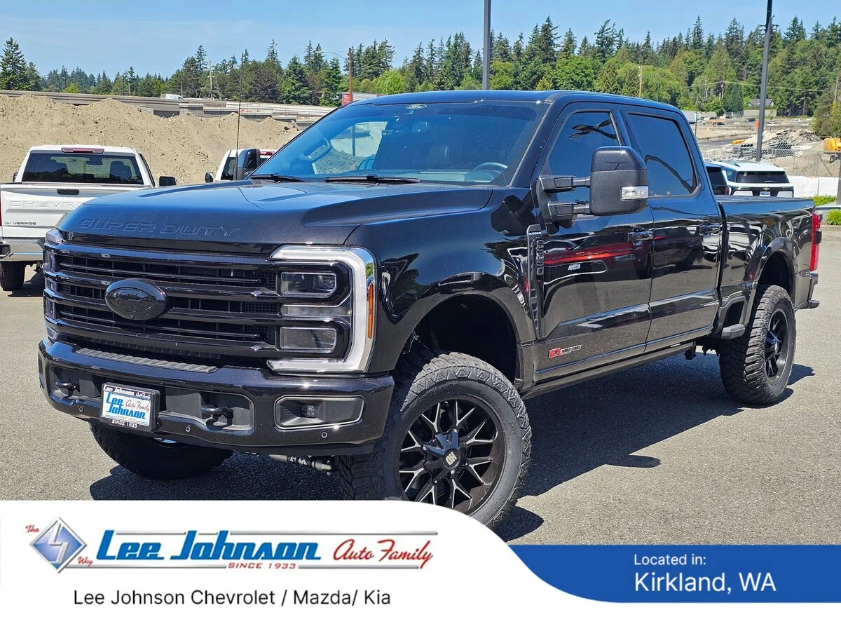 2026 Ford F-350 Platinum 4x4 Crew Cab 160 in SRW's photo