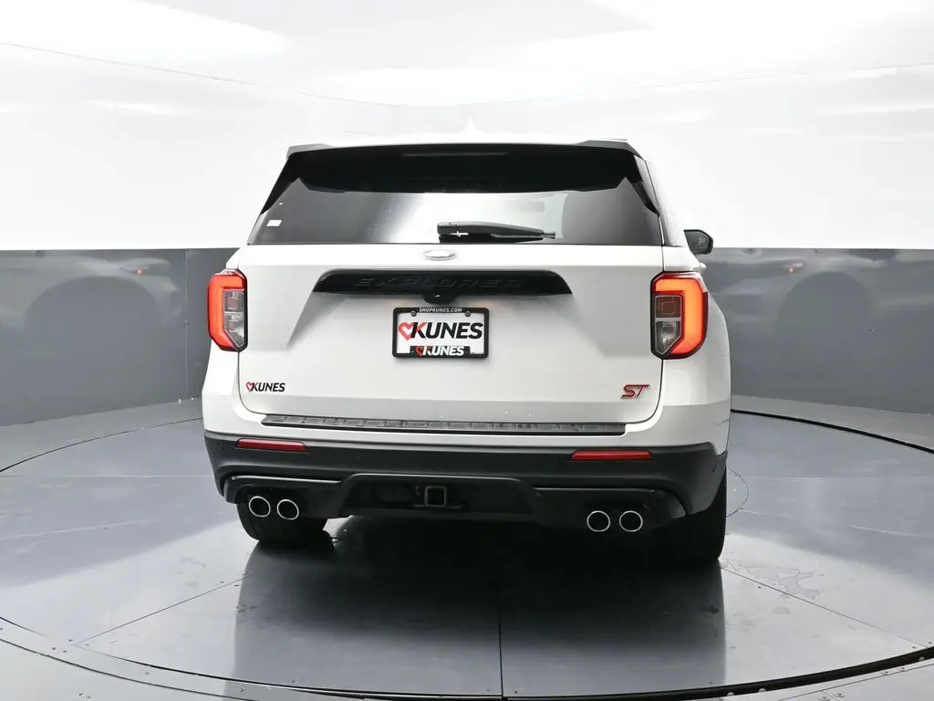 2021 Ford Explorer ST photo 7