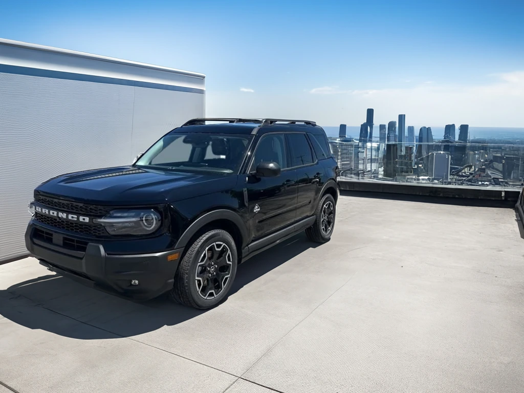 2025 Ford Bronco Sport Outer Banks's photo
