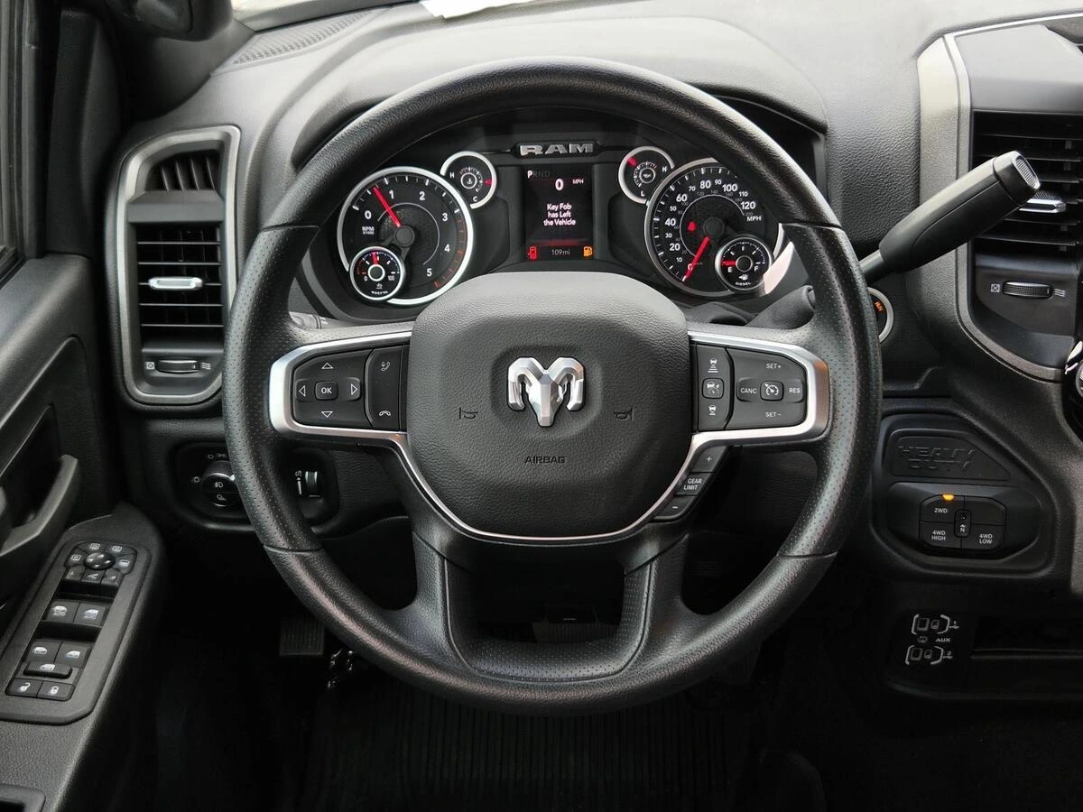 2025 RAM 2500 Tradesman - Photo 16