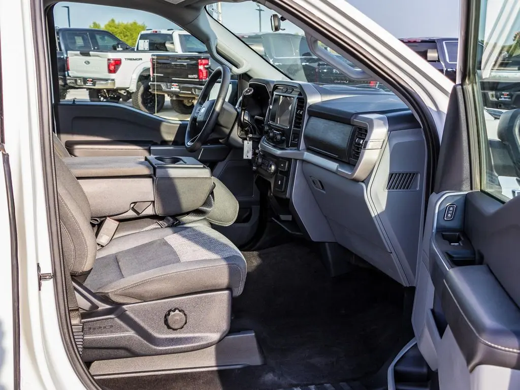 2022 Ford F-150 XLT photo 11