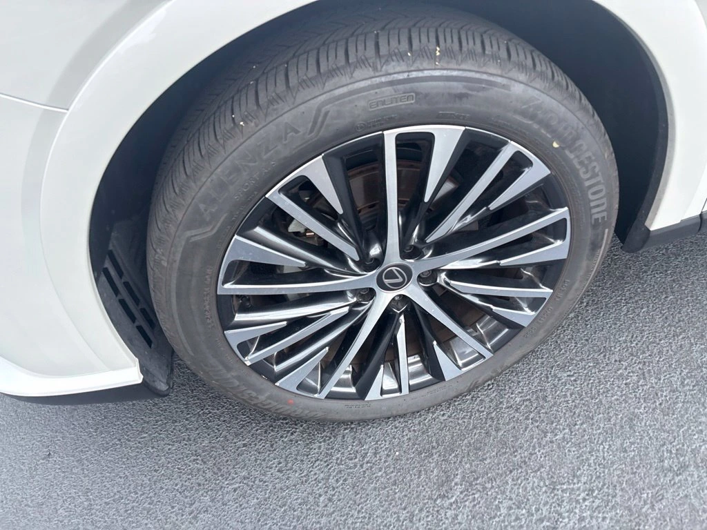 2026 Lexus RX 350 - Photo 9