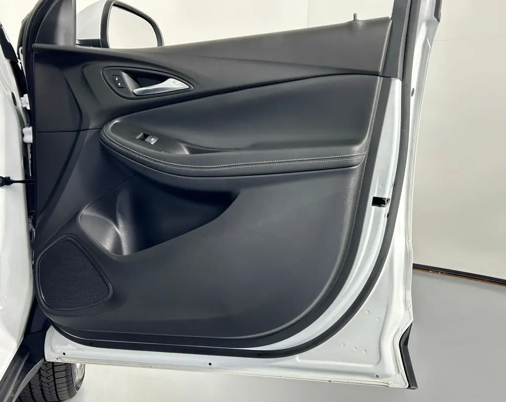 2023 Buick Encore GX Preferred photo 7
