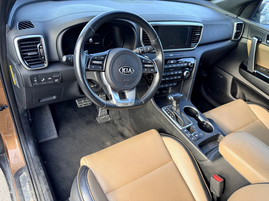 2021 Kia Sportage SX Turbo - Photo 9