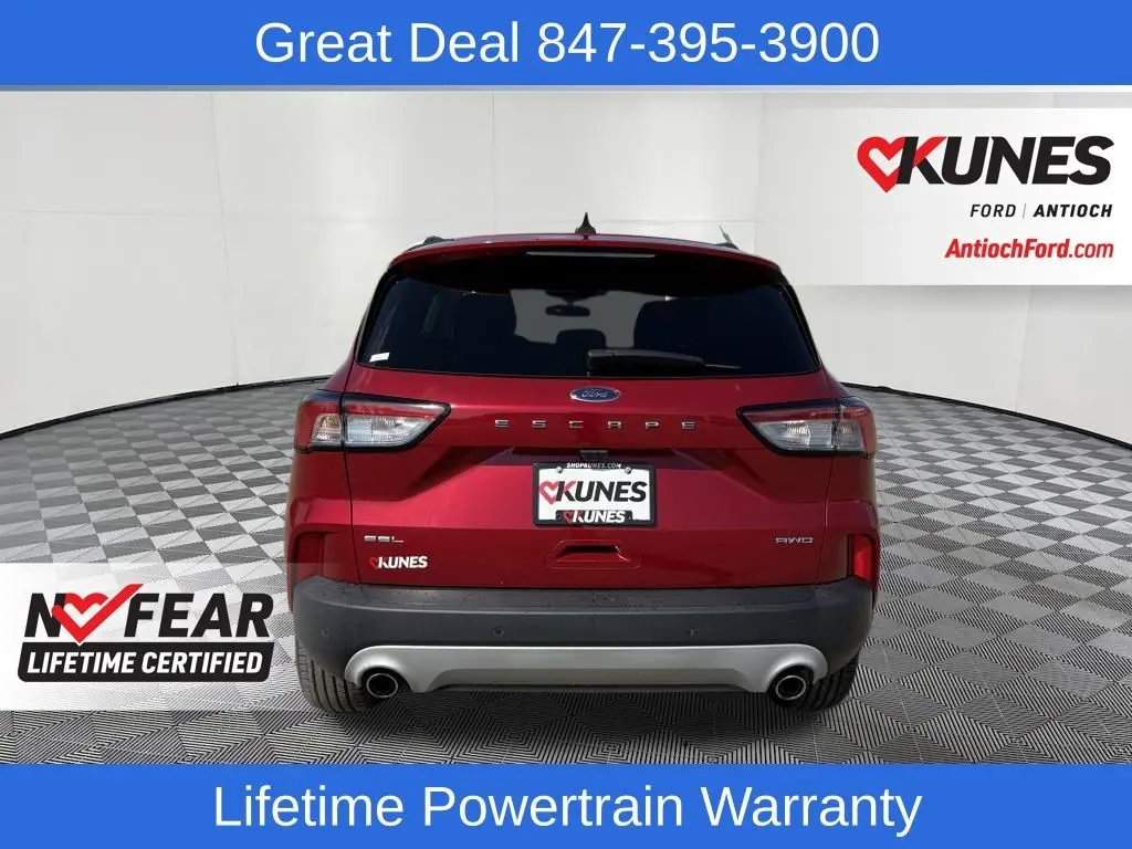 2022 Ford Escape SEL photo 4