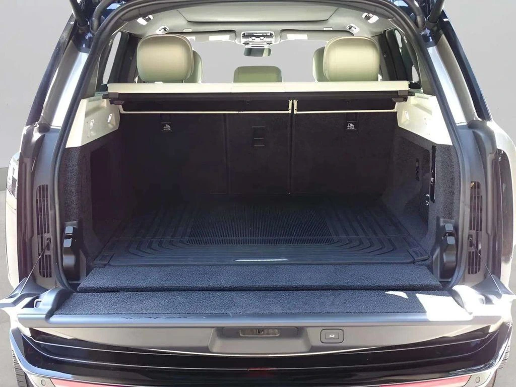 2023 Land Rover Range Rover SE - Photo 25
