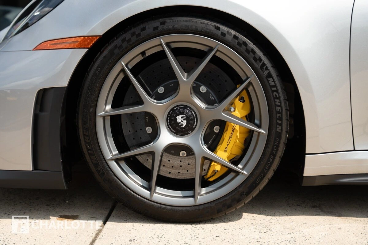 2026 Porsche 911 GT3 Touring Package - Photo 13