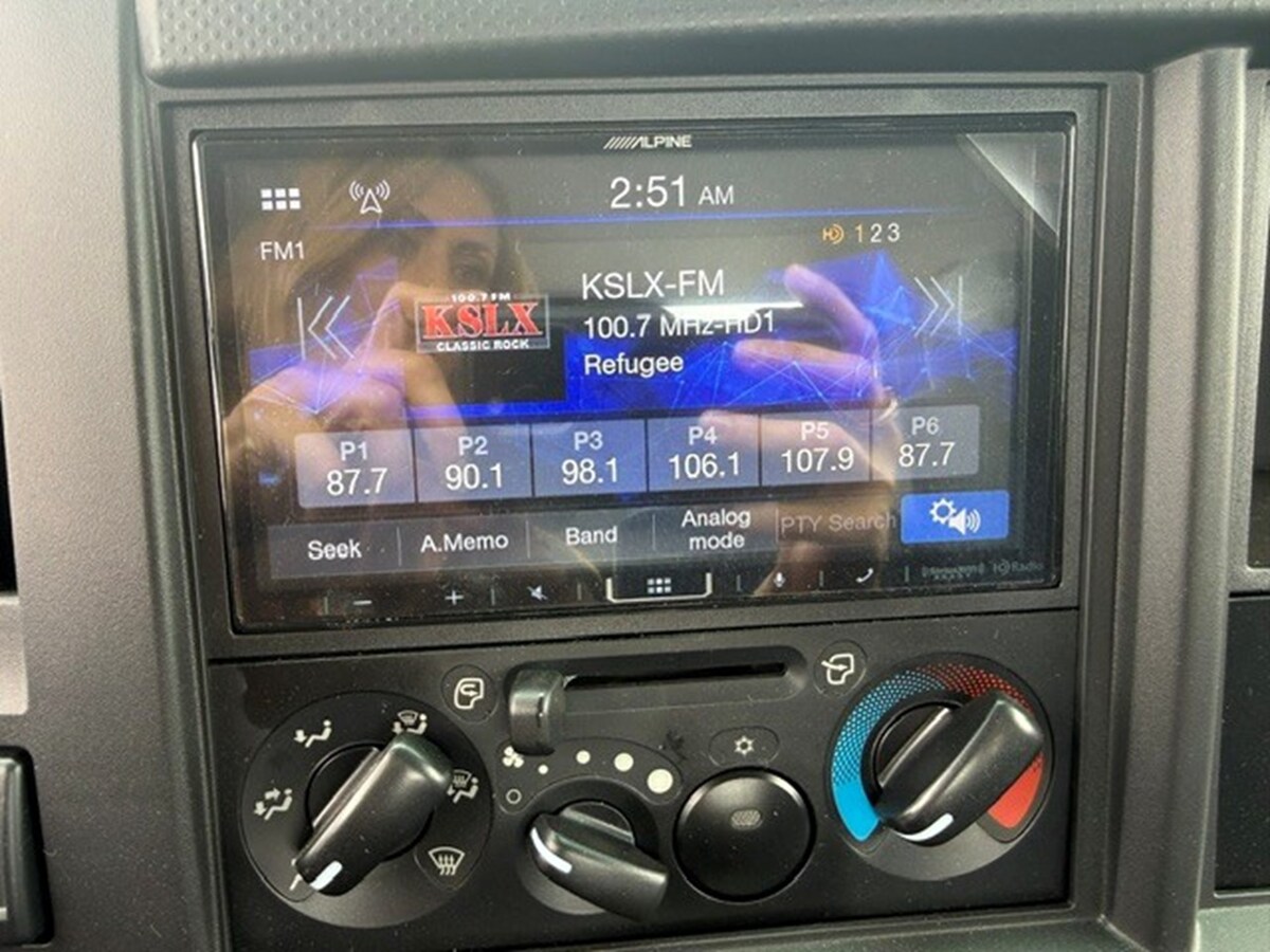 2024 Isuzu NRR in Flagstaff, AZ — photo 5