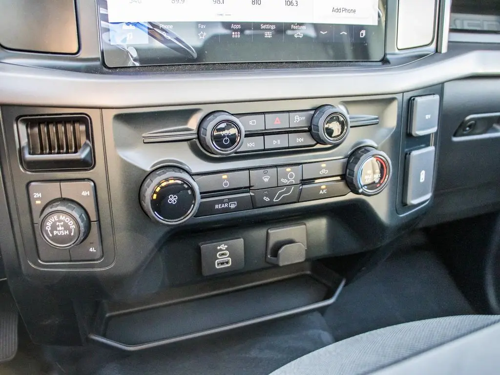 2025 Ford F-150 XLT photo 30