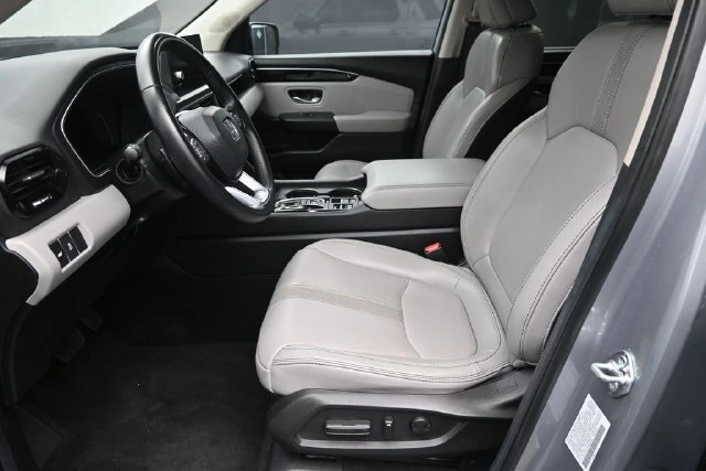 2025 Honda Pilot EX-L - Photo 21