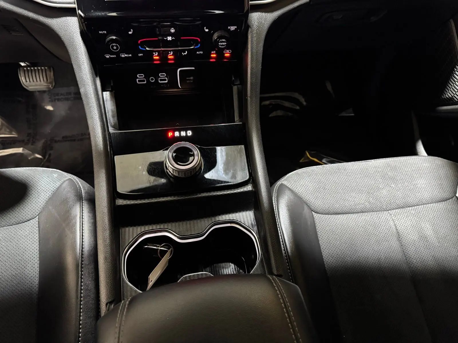 2024 Jeep Grand Cherokee Altitude photo 27