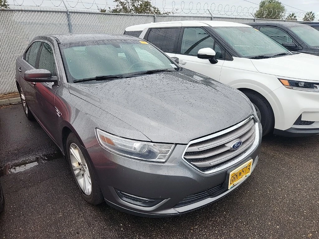 2014 Ford Taurus
