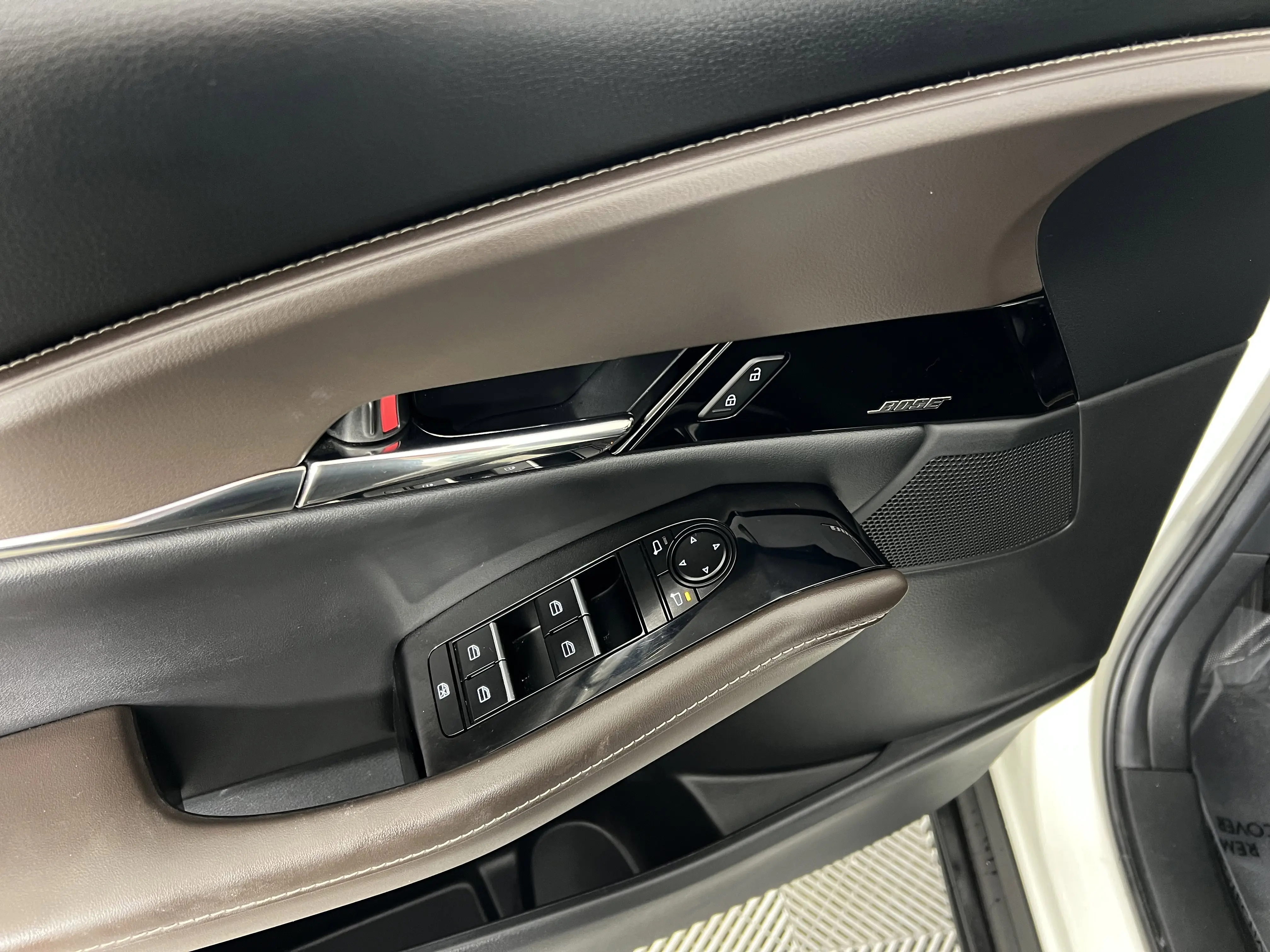 2021 Mazda CX-30 Premium photo 16